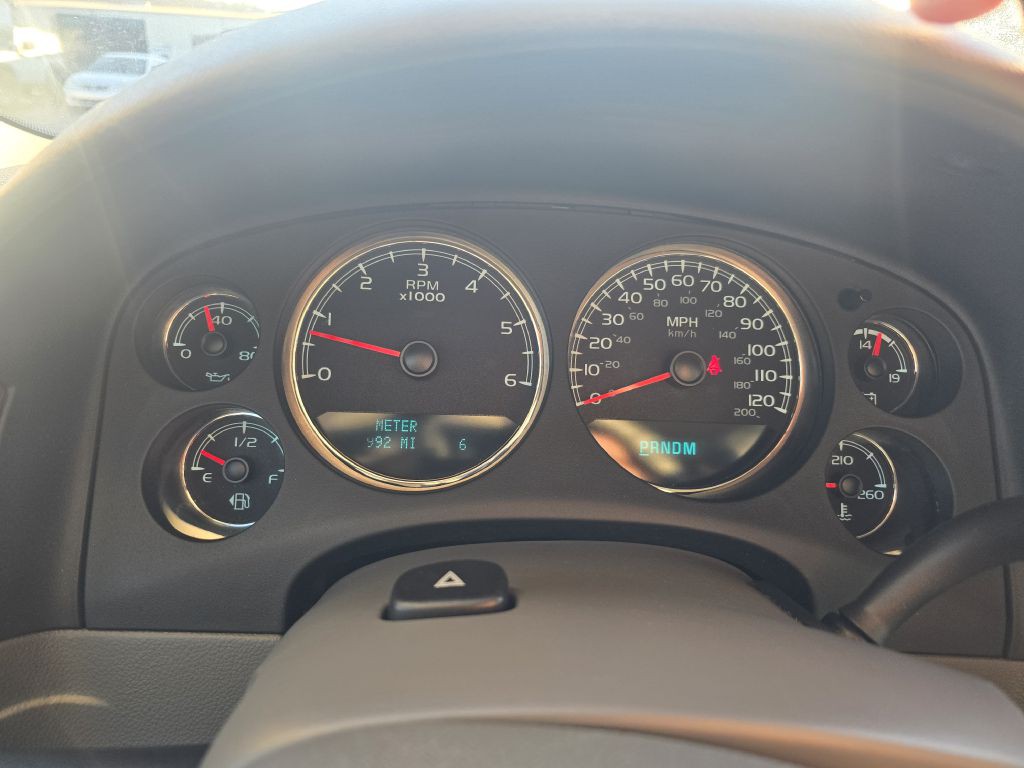 2011 Chevrolet Tahoe Image 10