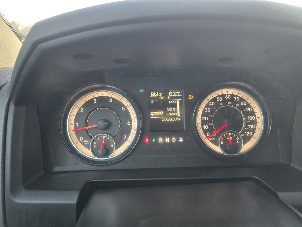 2018 RAM 2500 Image 9