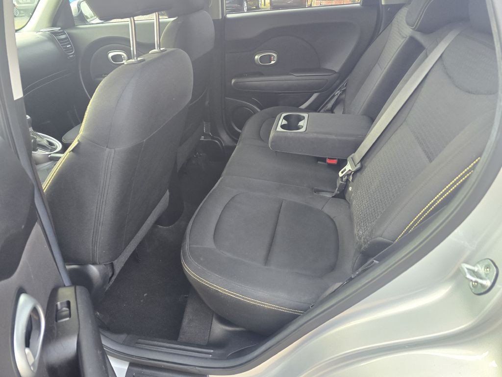 2015 Kia Soul Image 8