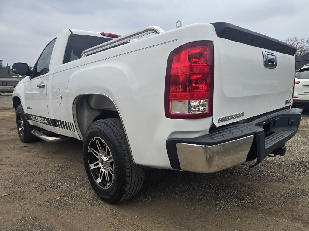 2010 GMC Sierra Image 3