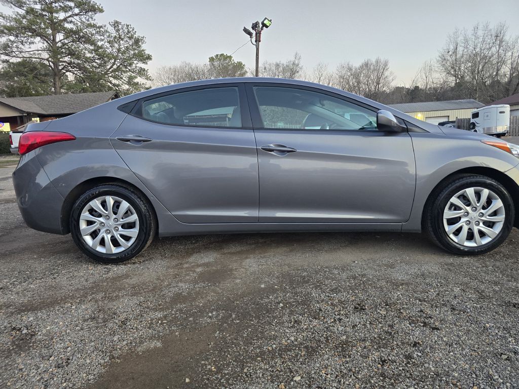 2012 Hyundai Elantra Image 5