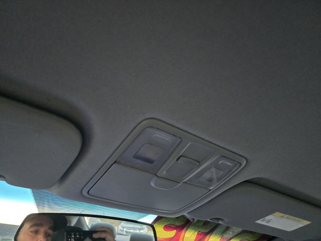 2012 Hyundai Elantra Image 14