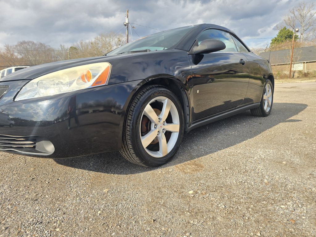 2007 Pontiac G6 Image 1
