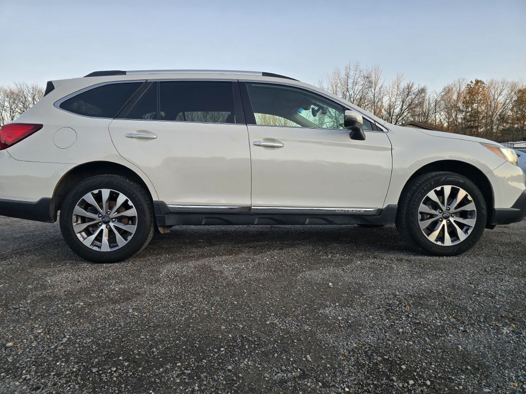 2017 Subaru Outback Image 5