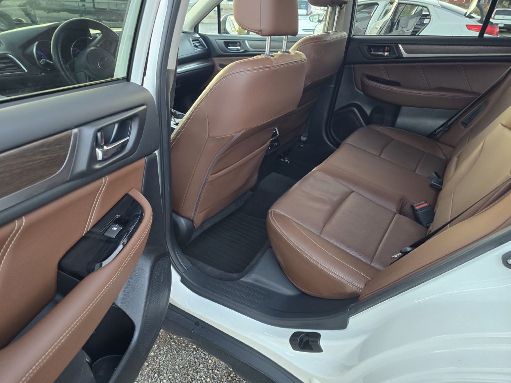 2017 Subaru Outback Image 8