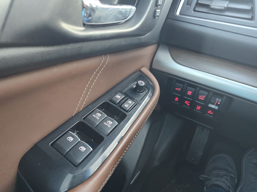 2017 Subaru Outback Image 17