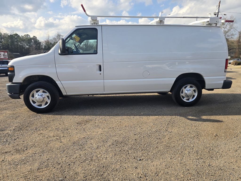 2014 Ford Econoline Image 2