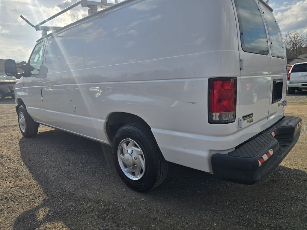 2014 Ford Econoline Image 3