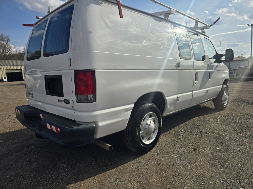 2014 Ford Econoline Image 4