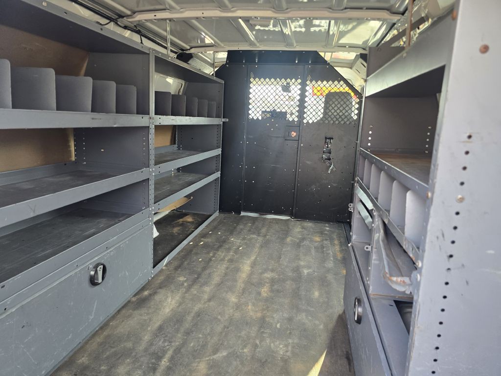 2014 Ford Econoline Image 8