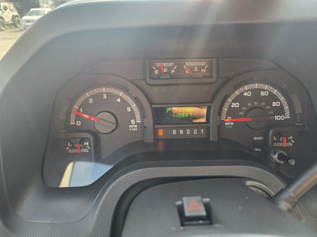 2014 Ford Econoline Image 10