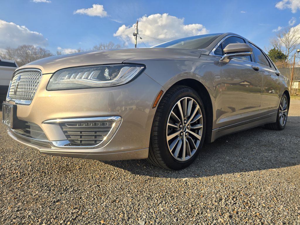 2018 Lincoln MKZ Image 1