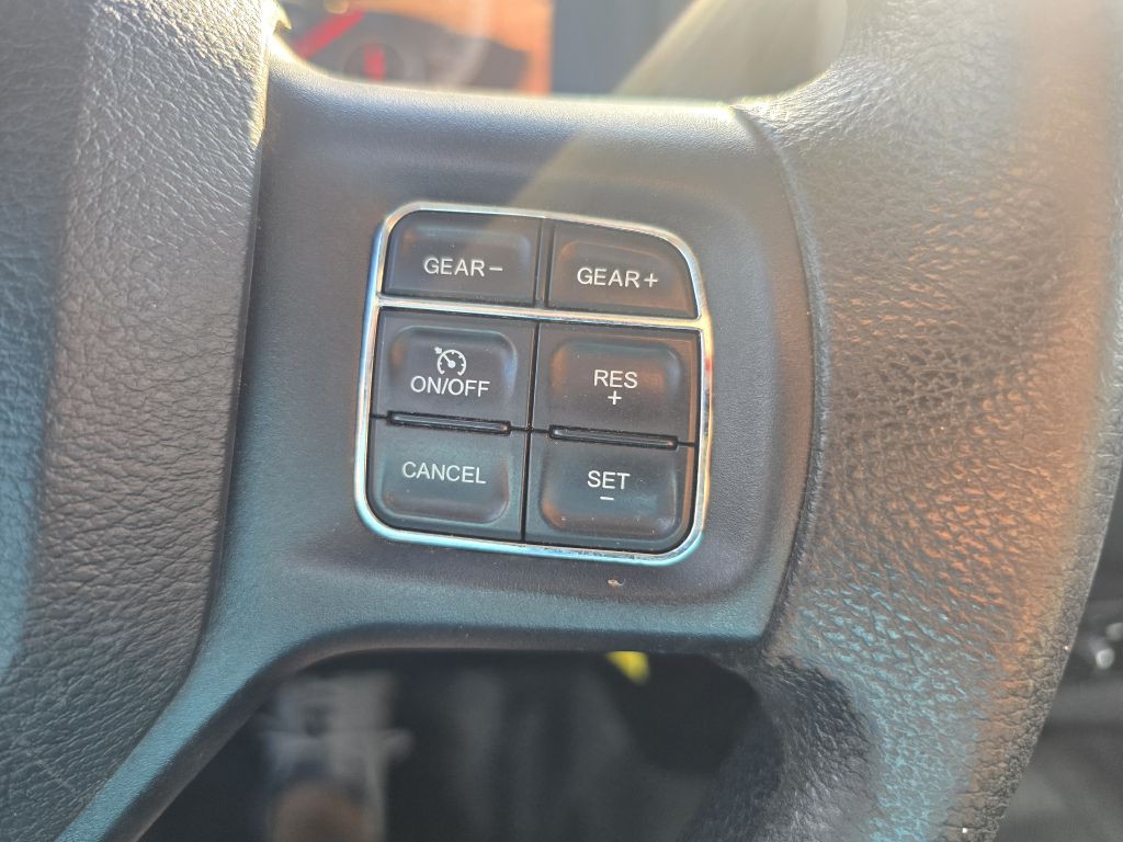 2016 RAM 1500 Image 12