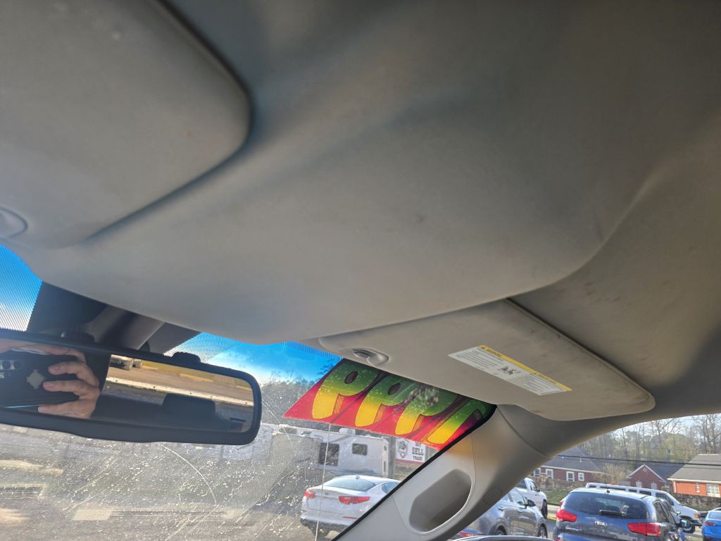 2016 RAM 1500 Image 16