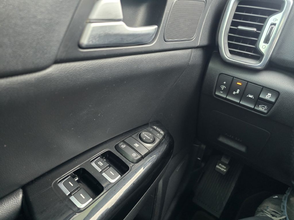 2017 Kia Sportage Image 16