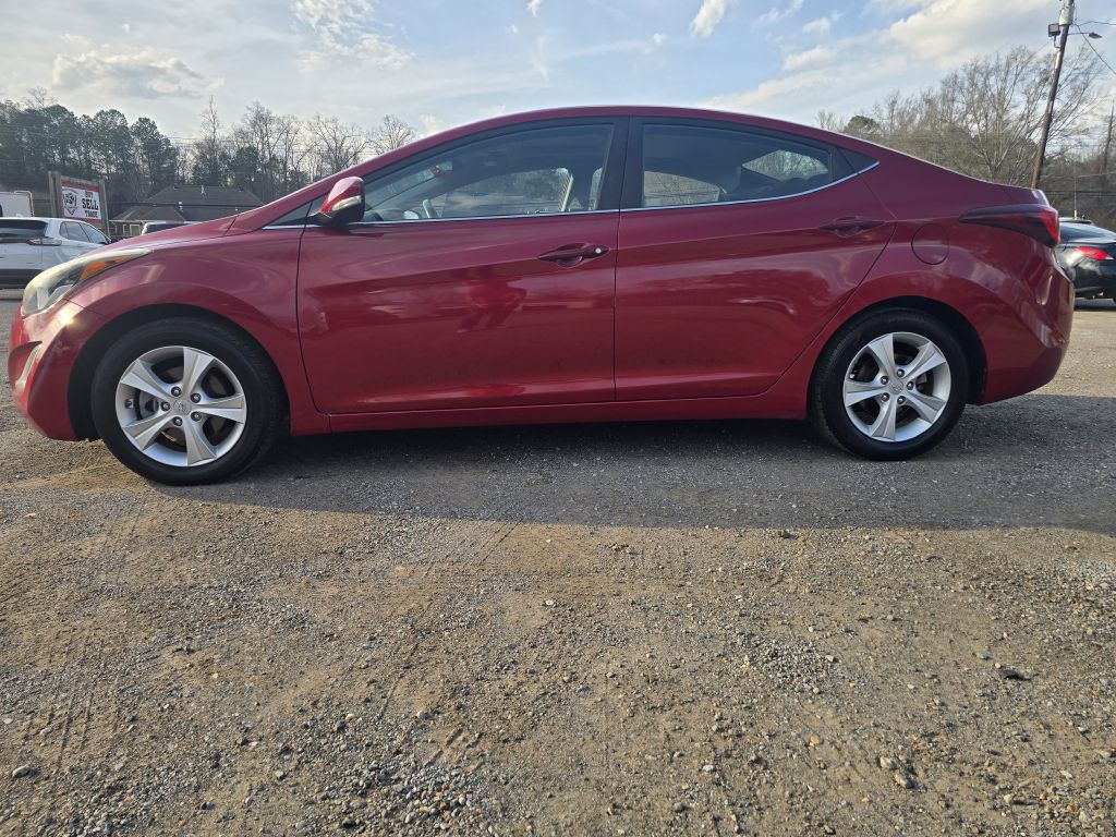 2016 Hyundai Elantra Image 2