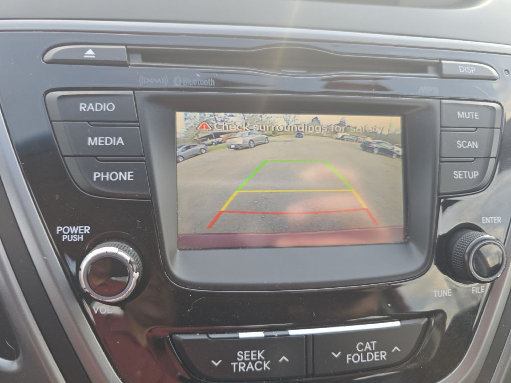 2016 Hyundai Elantra Image 11