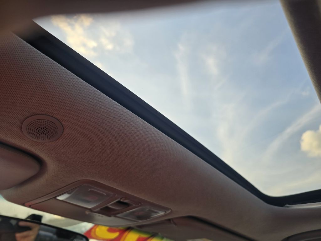 2016 Hyundai Elantra Image 17