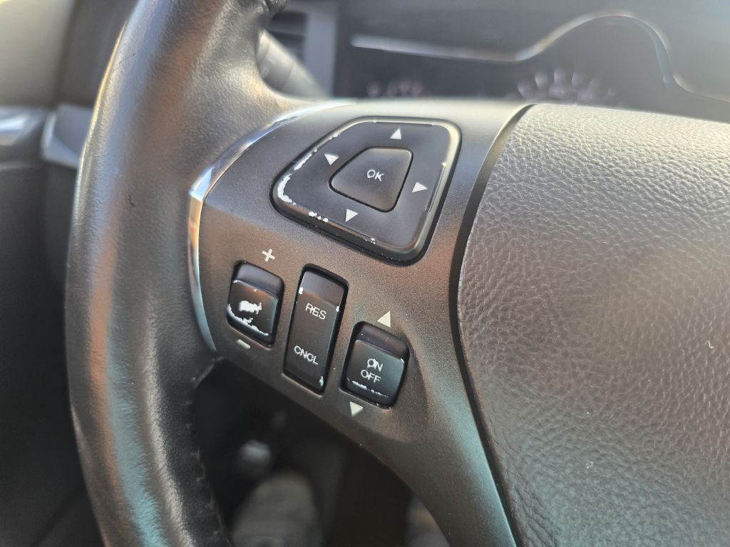 2013 Lincoln MKS Image 15