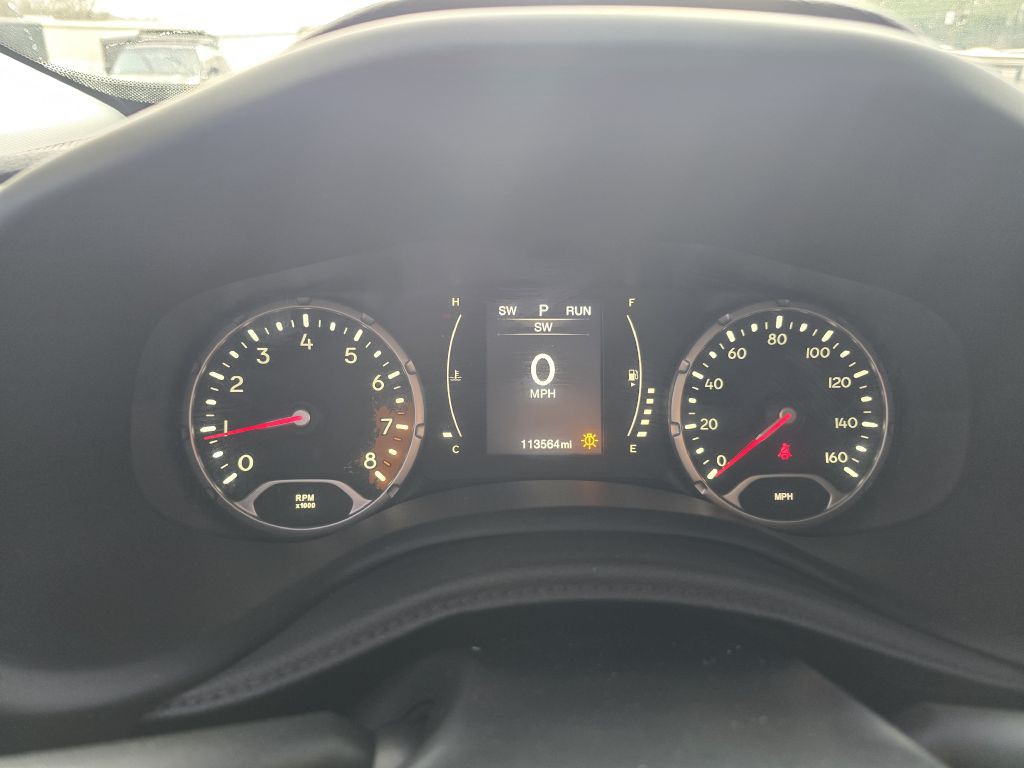 2016 Jeep Renegade Image 11