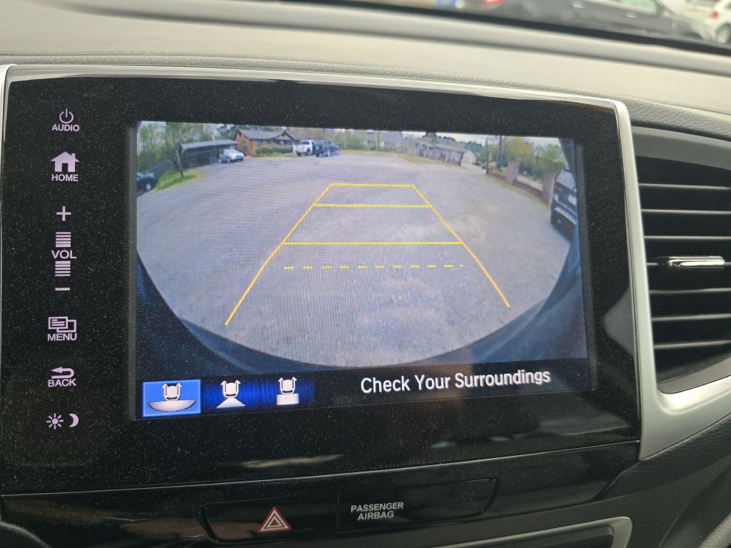 2017 Honda Pilot Image 11