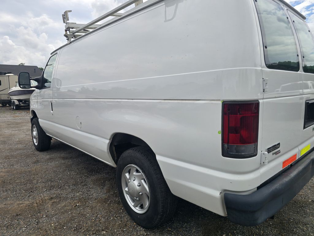 2012 Ford Econoline Image 3