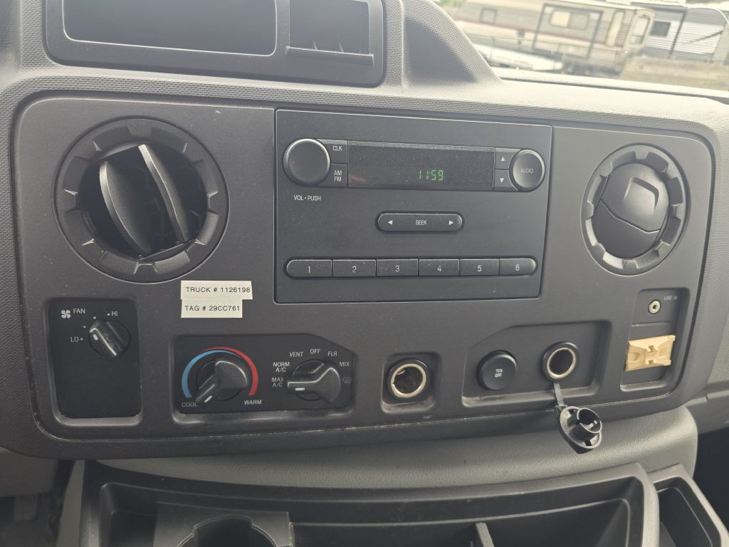 2012 Ford Econoline Image 10