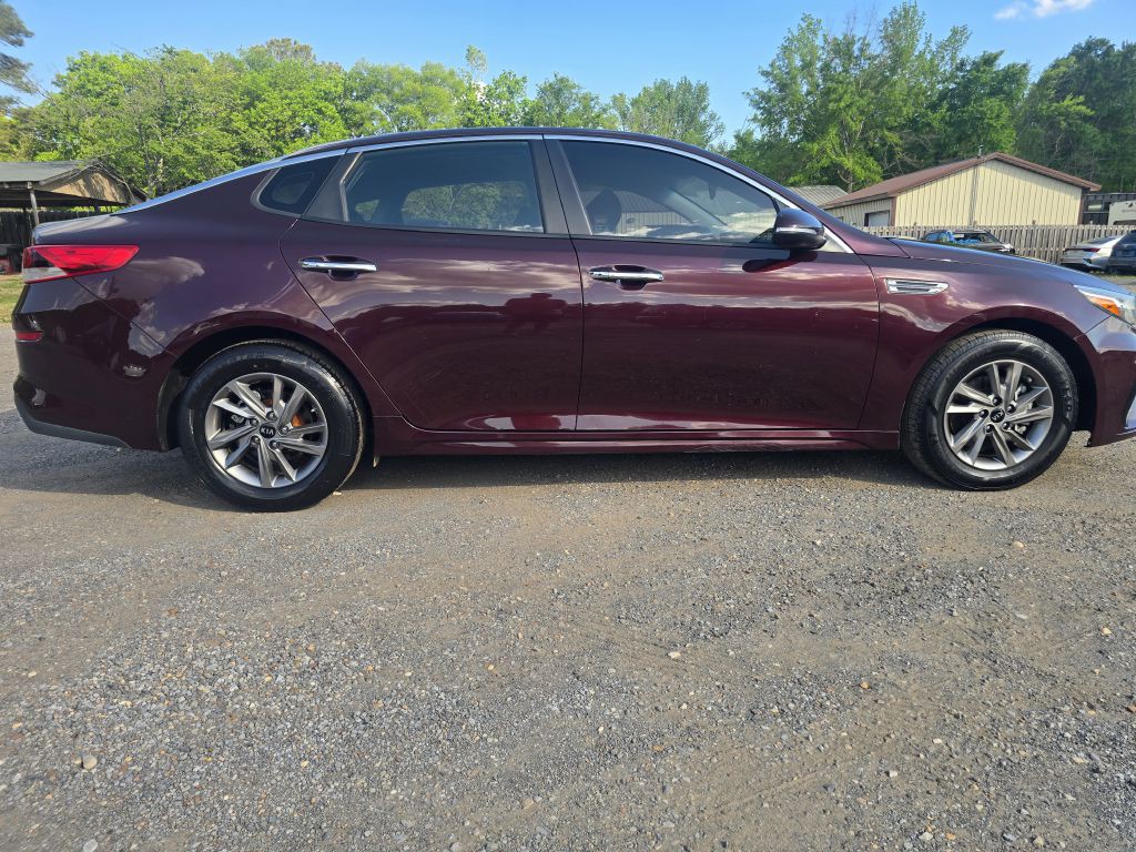 2020 Kia Optima Image 5