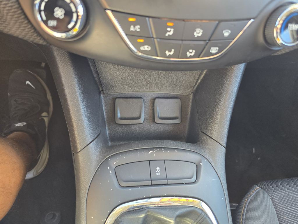2017 Chevrolet Cruze Image 11