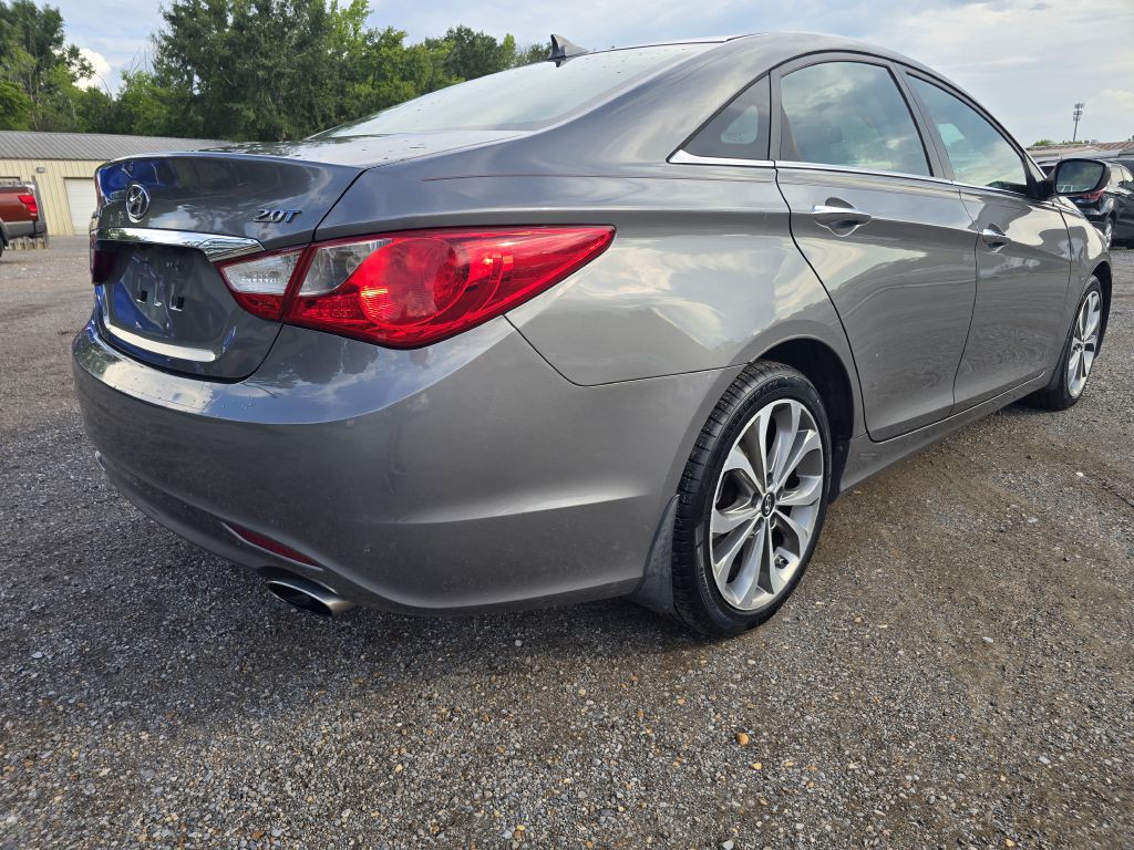2013 Hyundai Sonata Image 4