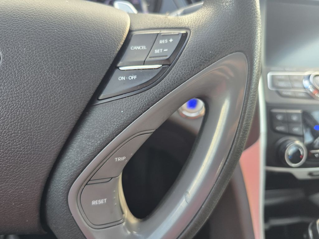 2013 Hyundai Sonata Image 14