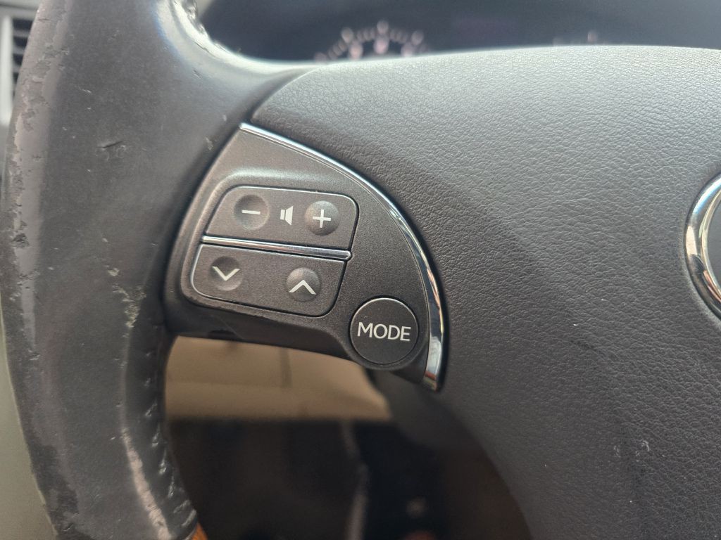 2010 Lexus ES Image 13