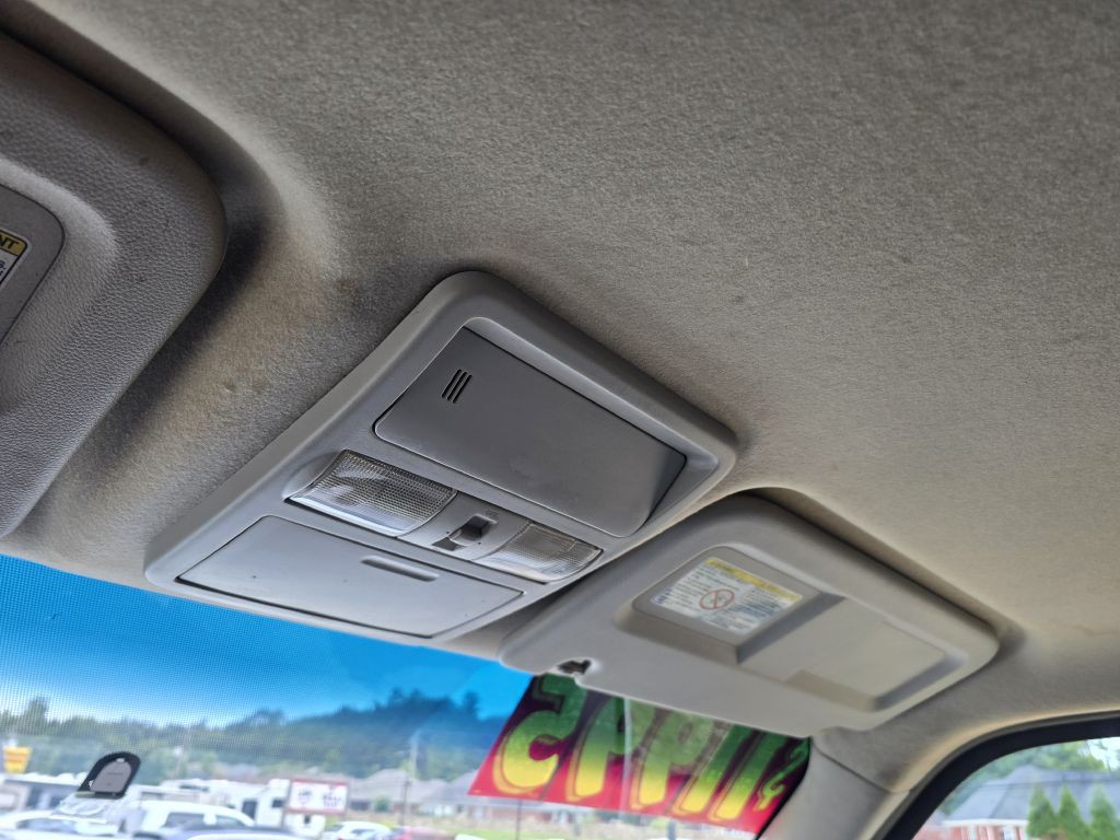 2018 Nissan NV Image 16