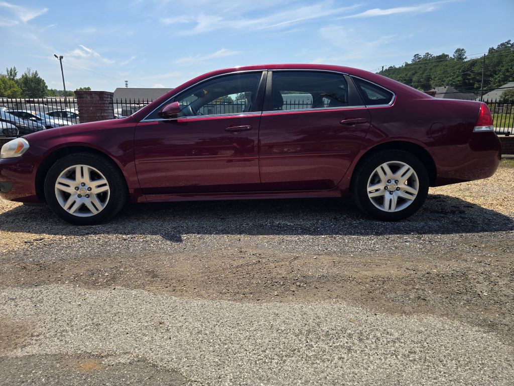 2011 Chevrolet Impala Image 2