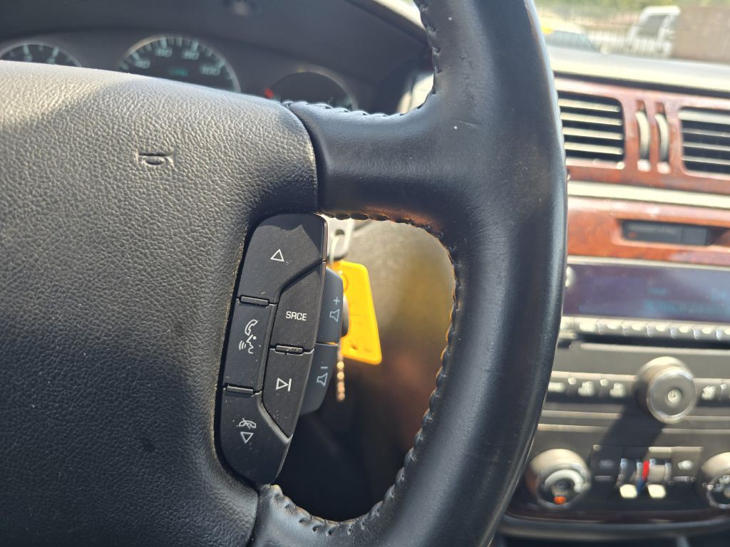 2011 Chevrolet Impala Image 11