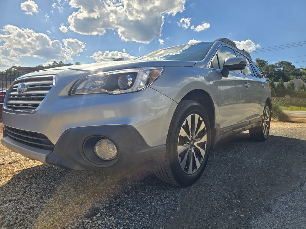 2015 Subaru Outback Image 1
