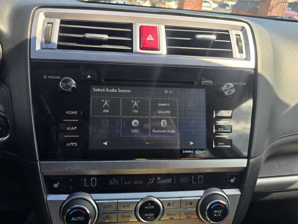 2015 Subaru Outback Image 12
