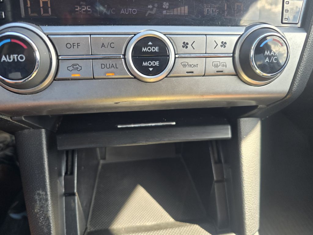 2015 Subaru Outback Image 14