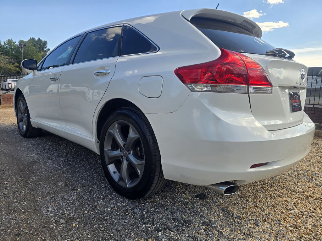 2010 Toyota Venza Image 3