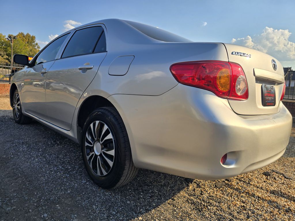 2010 Toyota Corolla Image 3