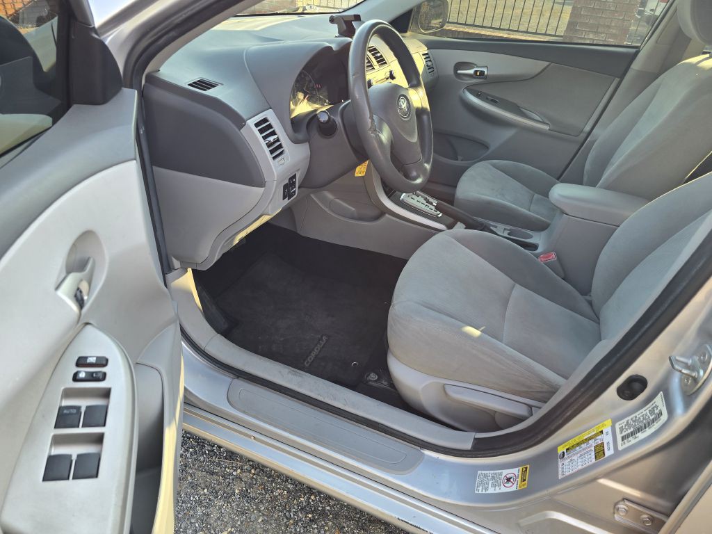 2010 Toyota Corolla Image 7
