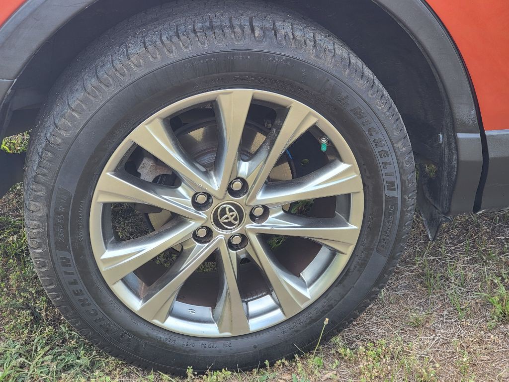 2016 Toyota Rav4 Image 12