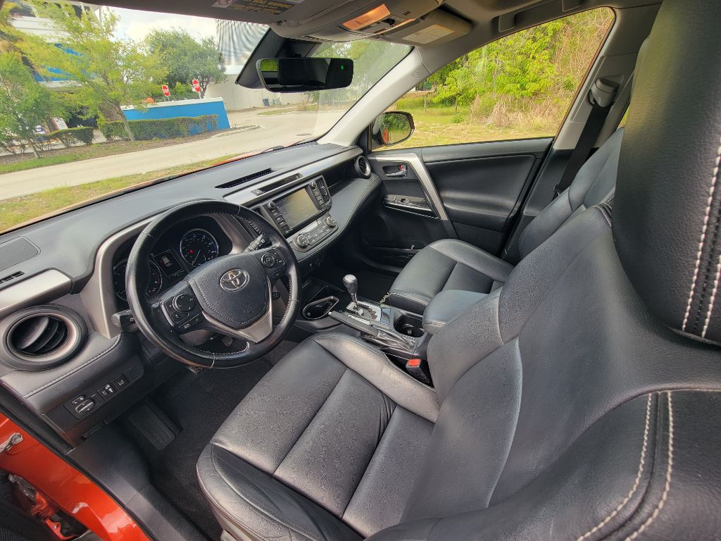2016 Toyota Rav4 Image 14