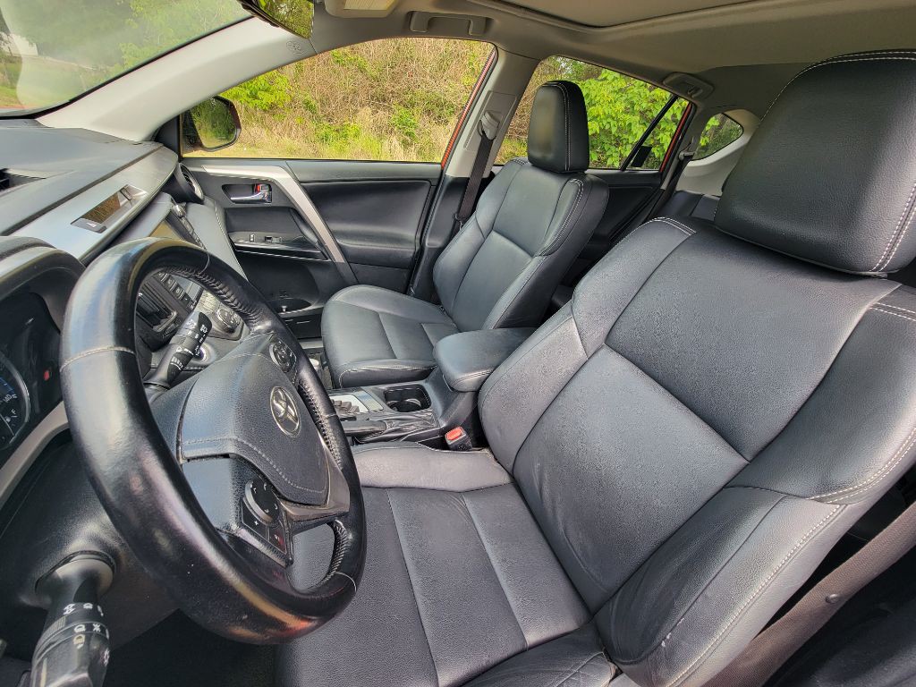 2016 Toyota Rav4 Image 15