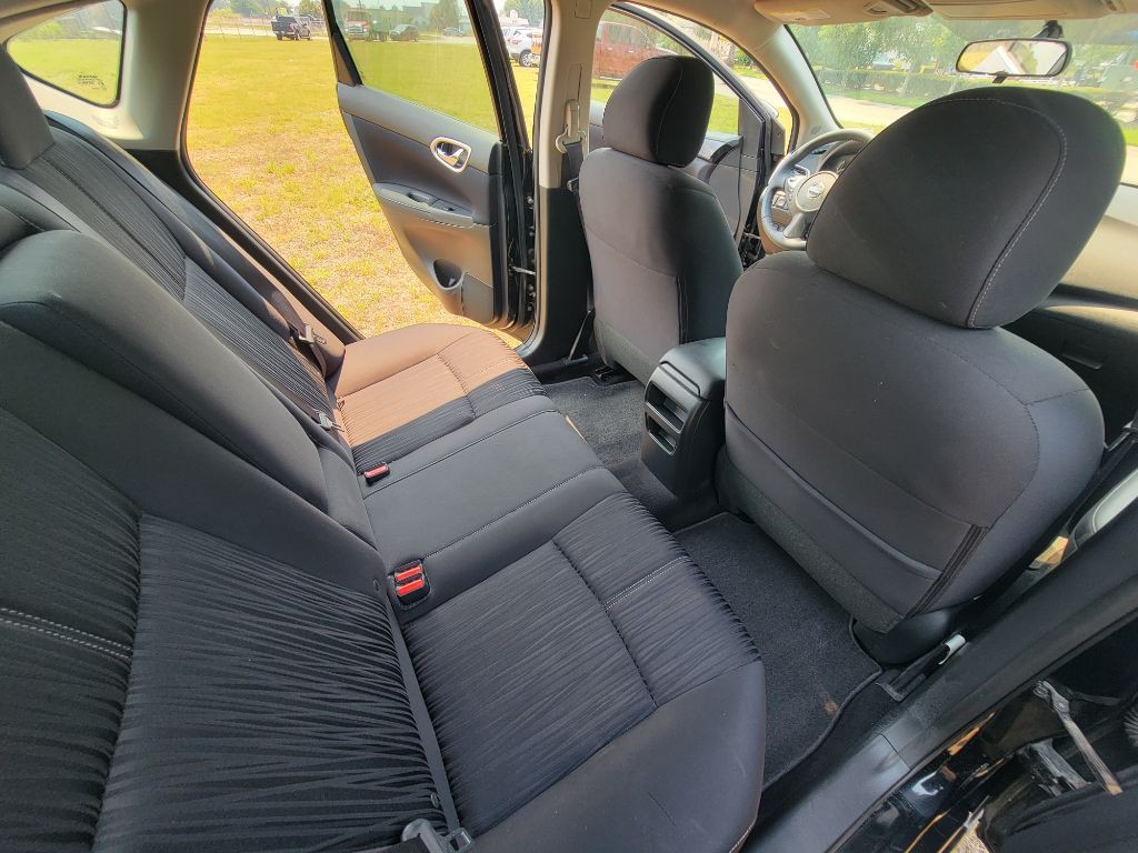 2017 Nissan Sentra Image 14