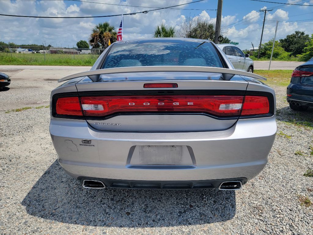 2011 Dodge Charger Image 6