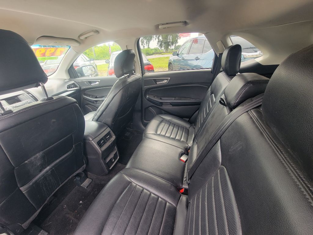 2018 Ford Edge Image 12