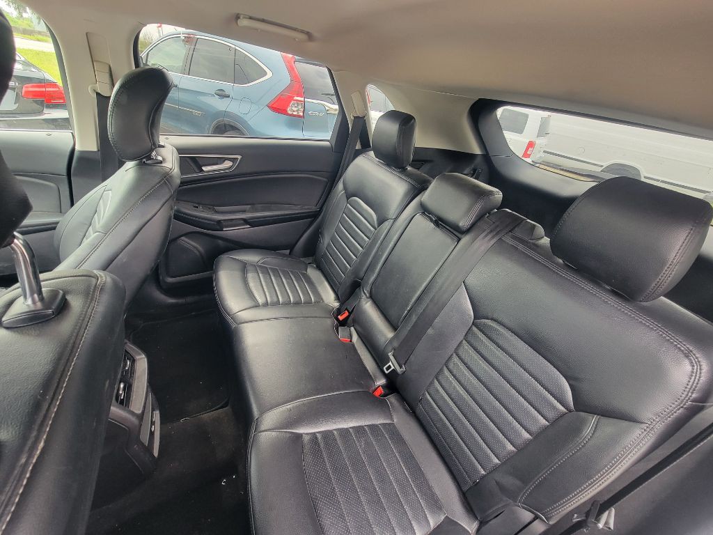 2018 Ford Edge Image 13