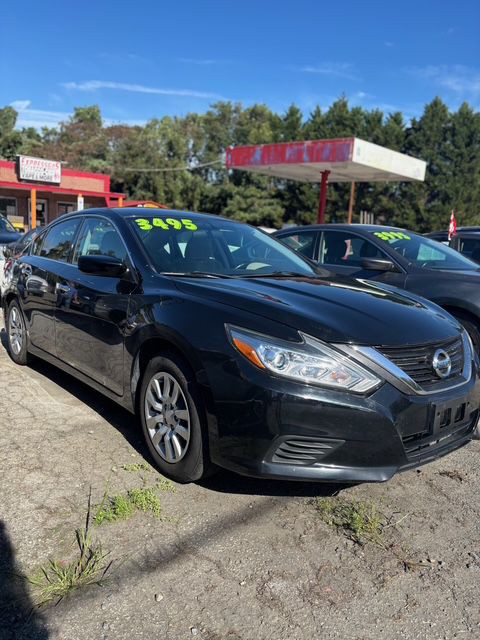 2016 Nissan Altima Image 2