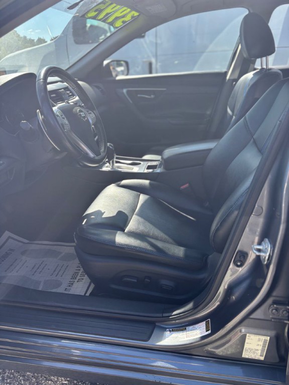 2018 Nissan Altima Image 5